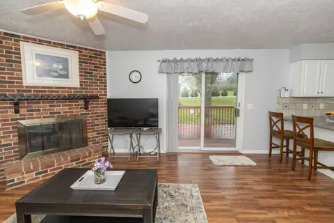 1009 Tomahawk Ln, Niles, MI 49120 photo 16