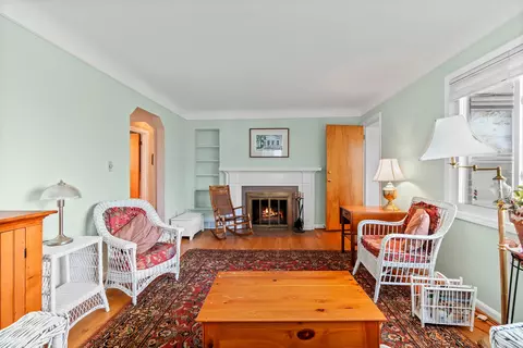 2497 Windemere Rd, Birmingham, MI 48009 photo 4
