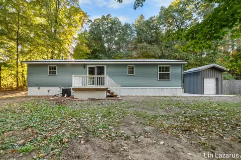 8268 Bradley Rd, Belding, MI 48809 photo 24