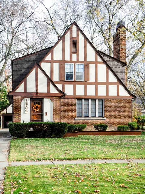 16732 Warwick St, Detroit, MI 48219