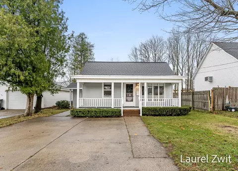 308 W Johannah St, Whitehall, MI 49461