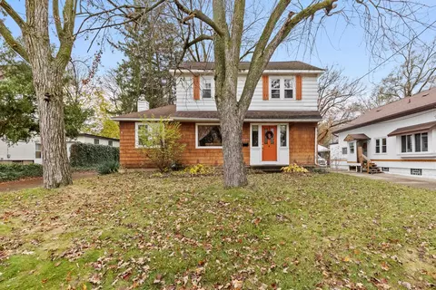 2039 Wyoming Ave SW, Wyoming, MI 49519