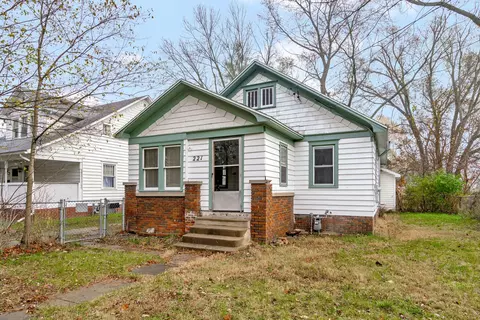221 Grenville St, Battle Creek, MI 49014