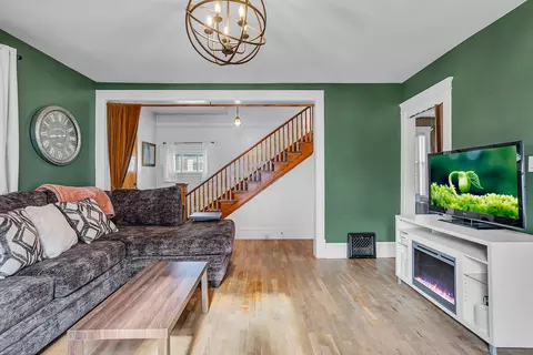 319 S Webster St, Jackson, MI 49203 photo 6