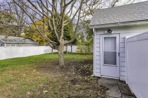 319 S Webster St, Jackson, MI 49203 photo 29