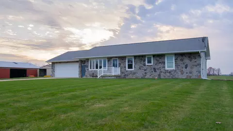10150 Norris Rd, Dewitt, MI 48820