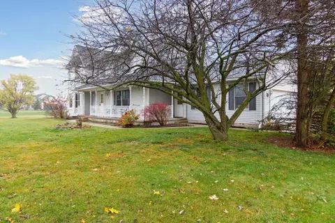 3049 Mentel Rd, Monroe, MI 48162 photo 4