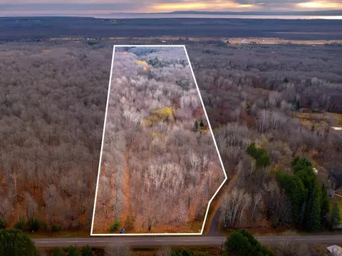 V/l Pike River Road, Chassell, MI 49916