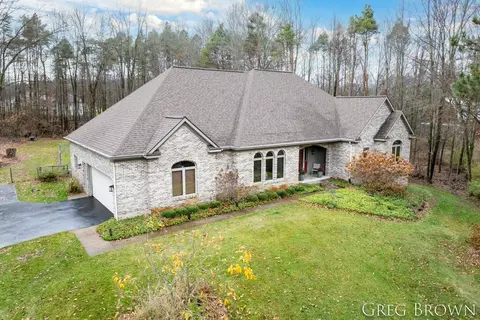 7519 Cherry Valley Ave SE, Caledonia, MI 49316