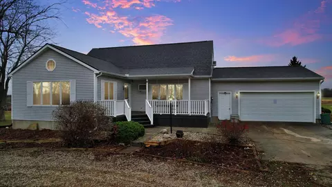 11500 Pioneer Rd, Westphalia, MI 48894