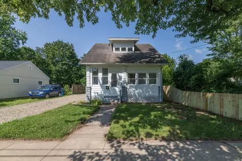 717 Ira Ave, Kalamazoo, MI 49048