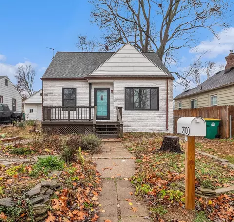 2100 Mckinley Ave, Ypsilanti, MI 48197