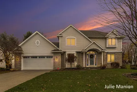 2640 Cape Coral Dr SW, Wyoming, MI 49418