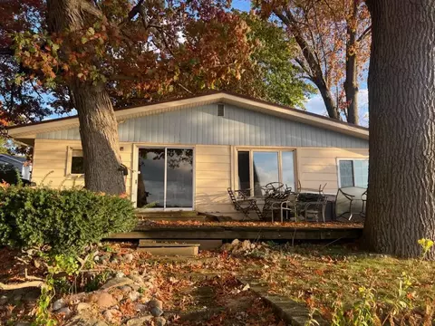 1441 Onagon Bch, Battle Creek, MI 49014