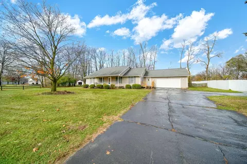 930 E Mcdevitt Ave, Jackson, MI 49203