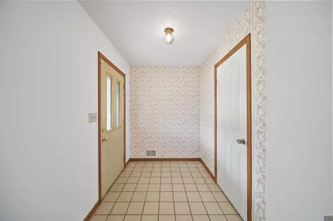 930 E Mcdevitt Ave, Jackson, MI 49203 photo 7