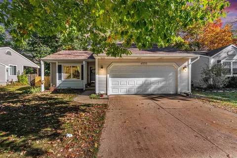 4570 Summer Creek Ln SE, Grand Rapids, MI 49508