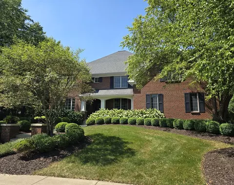2509 Oakwood Dr SE, Grand Rapids, MI 49506