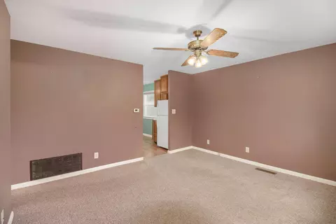 411 Burt Ave, Jackson, MI 49201 photo 4