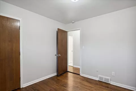 37605 Whitney Dr, Wayne, MI 48184 photo 17