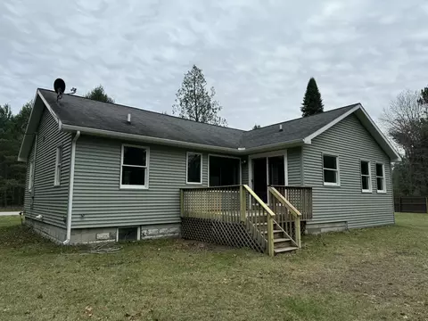 8704 Osmo St, Kaleva, MI 49645