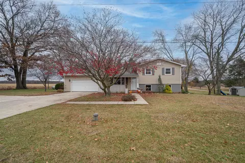 17330 11 Mile Rd, Battle Creek, MI 49014