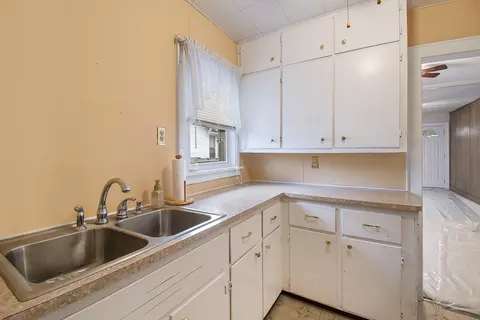 638 W Monroe St, Jackson, MI 49202 photo 7