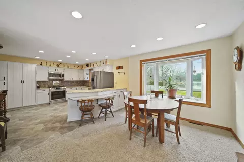 Kitchen - 11714 Dublin Ct, Jerome, MI 49249 photo 3 of 5