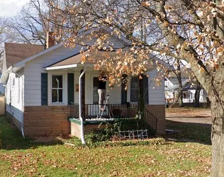 2326 Alpha St, Lansing, MI 48910