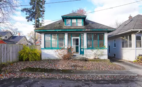 63 Iris Pl NE, Grand Rapids, MI 49503