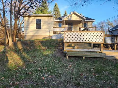 644 Louisa St, Ionia, MI 48846
