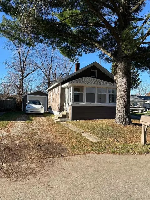 444 Pattie Ave, Jackson, MI 49202
