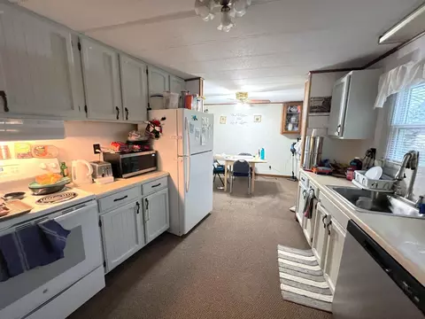 718 Rierson, Bronson, MI 49028 photo 6