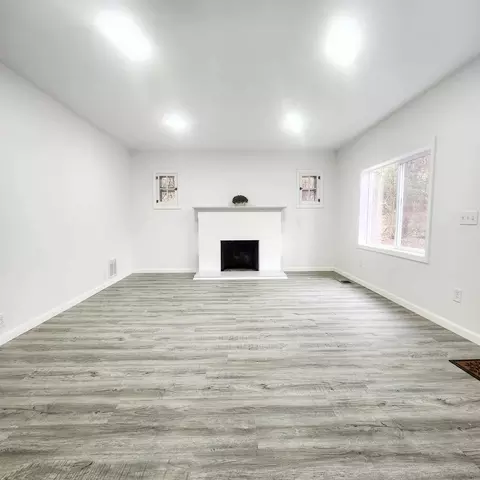 4236 Hoyer Rd, Jackson, MI 49201 photo 2