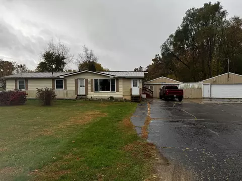 58008 Marlene Dr, Three Rivers, MI 49093