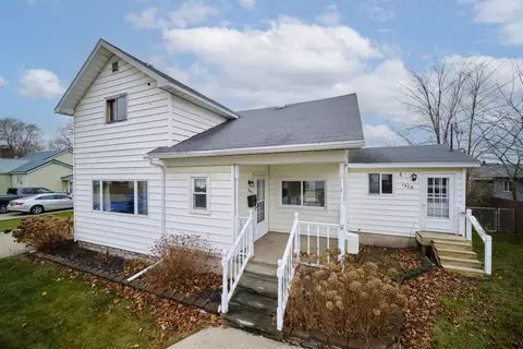1506 Vine St, Manistee, MI 49660