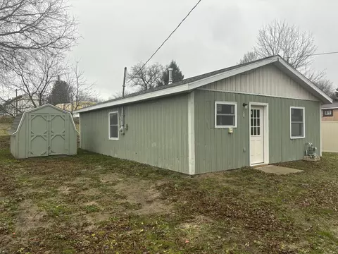 310 S Pine St, Marion, MI 49665 photo 2