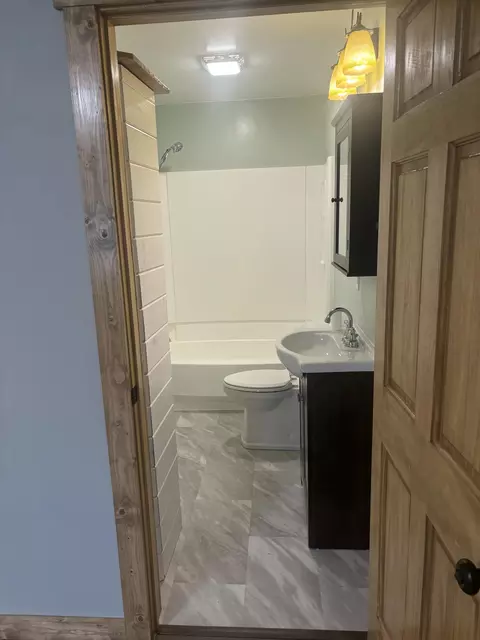 310 S Pine St, Marion, MI 49665 photo 5