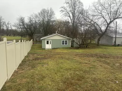 310 S Pine St, Marion, MI 49665 photo 3