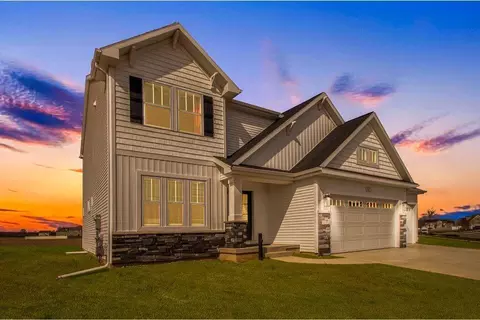 5020 Apollo Ln SE, Caledonia, MI 49316