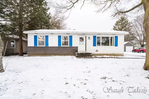 3323 Wayburn Ave SW, Grandville, MI 49418