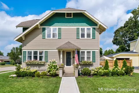 533 E Central Ave, Zeeland, MI 49464