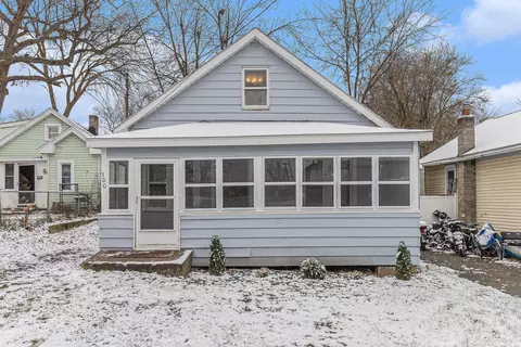 100 Oak St, Jackson, MI 49203 photo 2