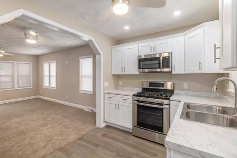 100 Oak St, Jackson, MI 49203 photo 12