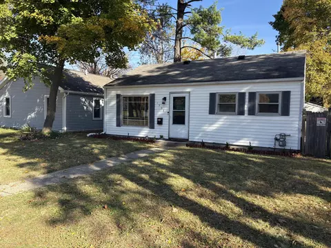 1536 Glenrose Ave, Lansing, MI 48915