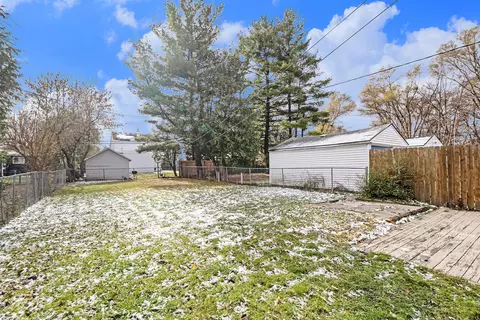 7520 Westminster Ave, Warren, MI 48091 photo 14
