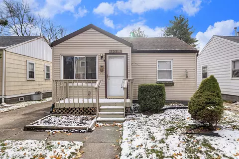 7520 Westminster Ave, Warren, MI 48091