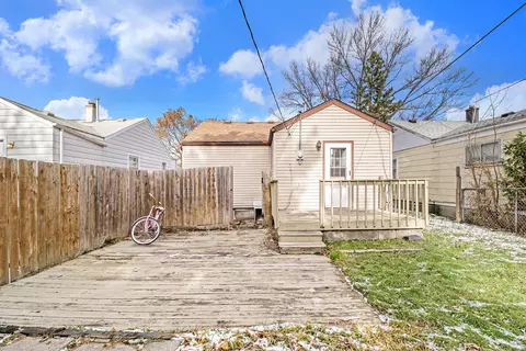 7520 Westminster Ave, Warren, MI 48091 photo 15