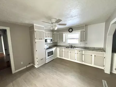 124 E Central Rd, Coldwater, MI 49036 photo 7