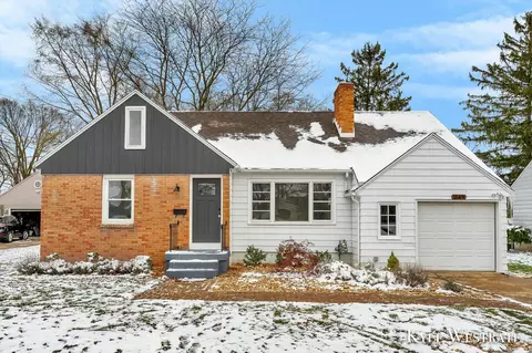 1149 Northwood St NE, Grand Rapids, MI 49505